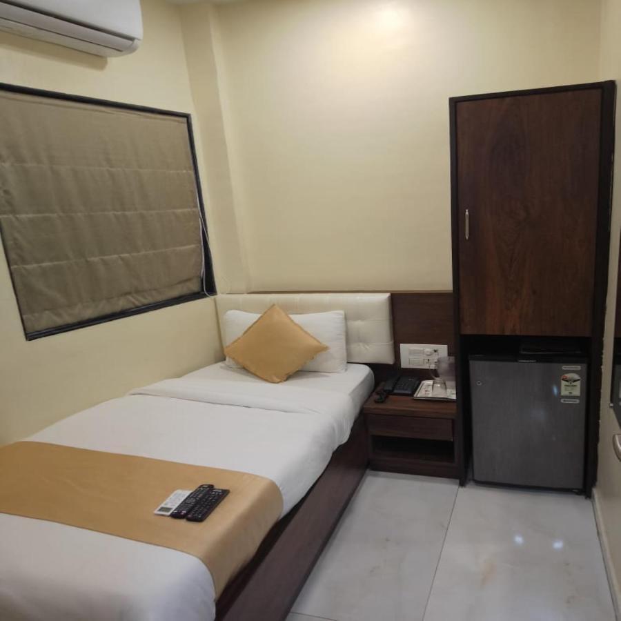 Hotel Ashyana - Near To Grant Road Station Mumbai Luaran gambar