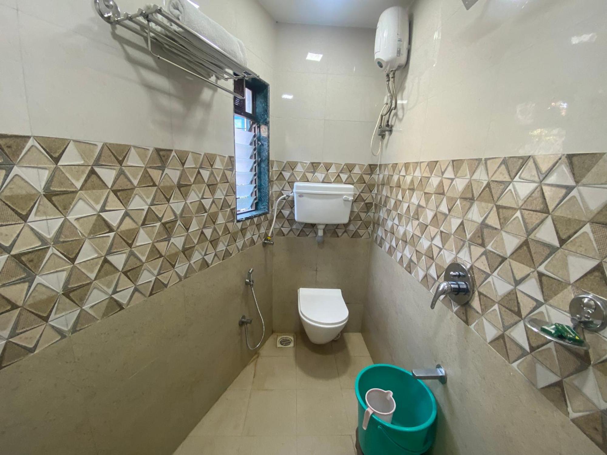 Hotel Ashyana - Near To Grant Road Station Mumbai Luaran gambar