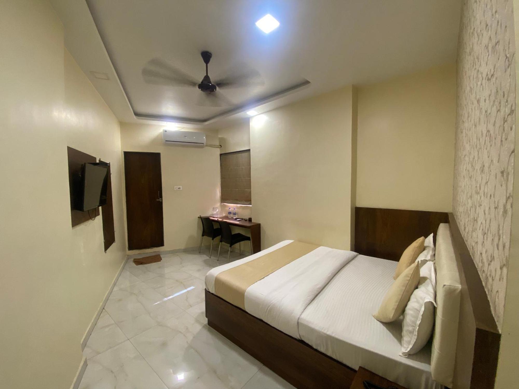 Hotel Ashyana - Near To Grant Road Station Mumbai Luaran gambar