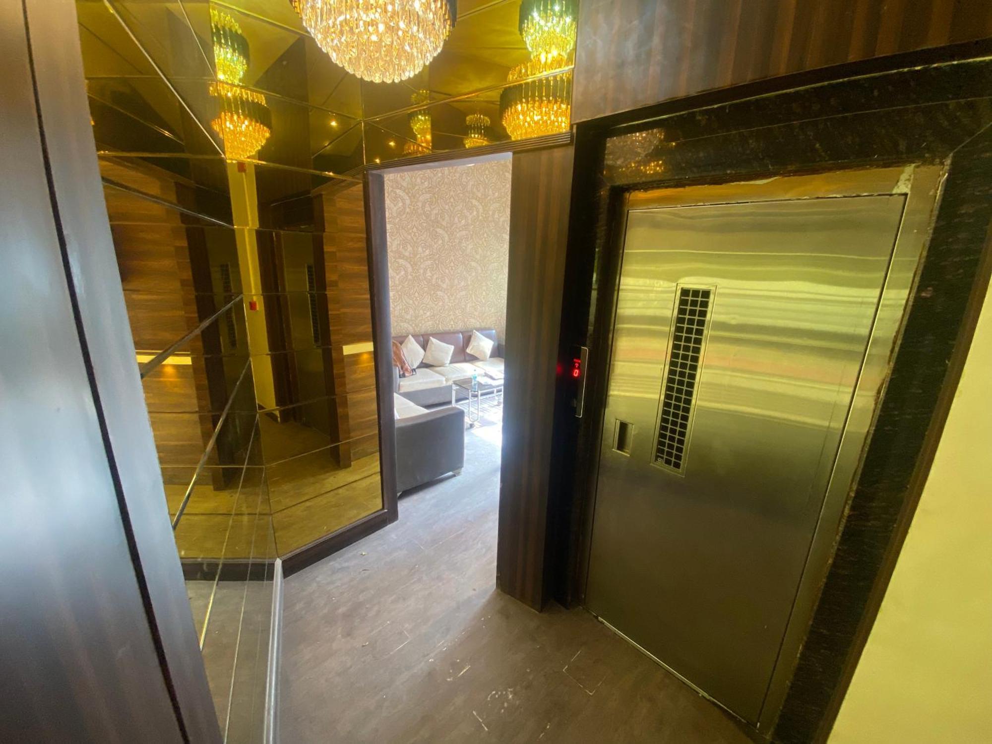 Hotel Ashyana - Near To Grant Road Station Mumbai Luaran gambar